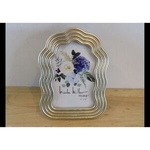 Nicole Miller Home Silver Frame 4x6 Wavy Provincial Glam Baroque